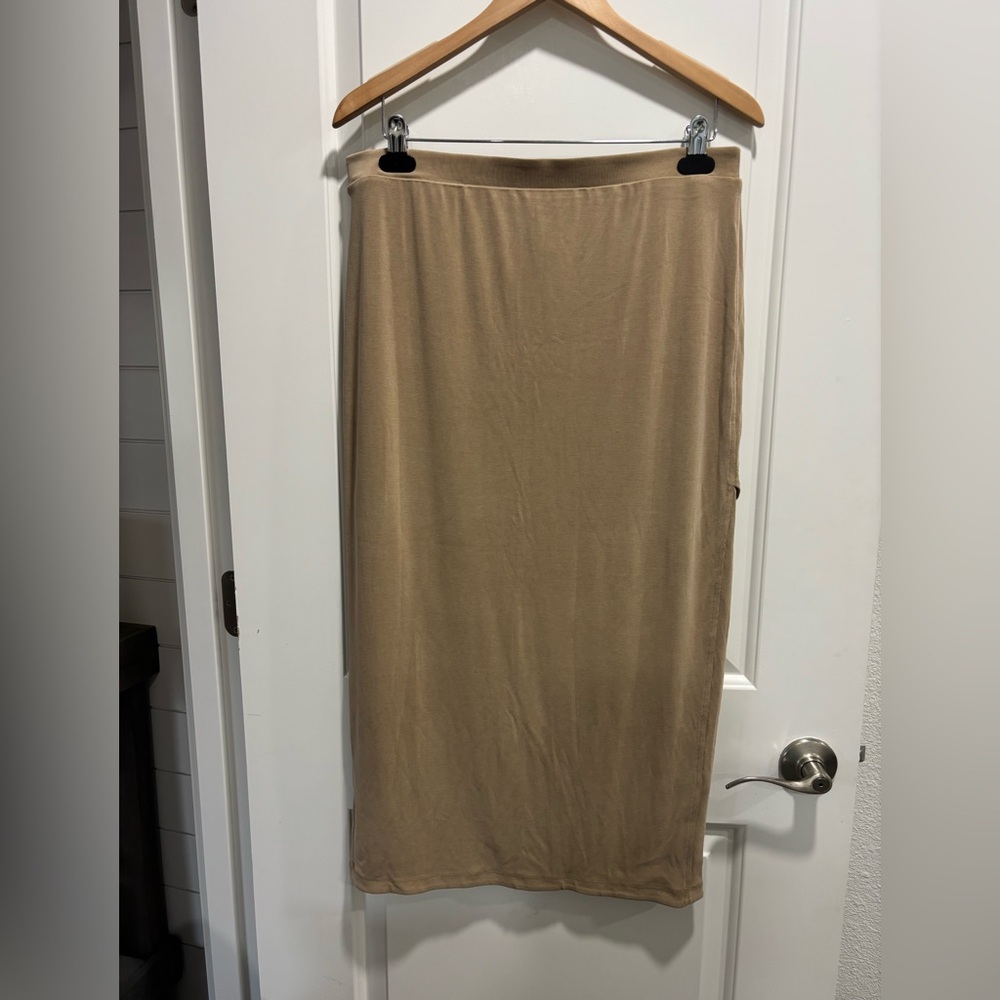 NWT Lululemon Drapey Softsreme Column Midi Skirt on Filbert Tan - Picture 4 of 8